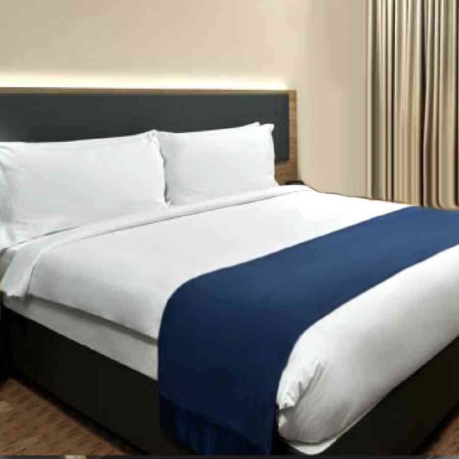 Husa pilota matrimonial Satin ROMA 200x220 cm