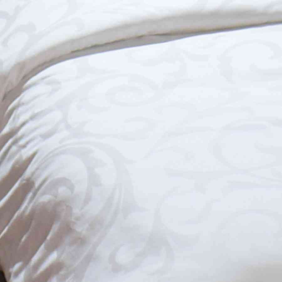 Lenjerie de  pat cu 2 pilote Twin Satin 100% Bumbac, Jaquard alb
