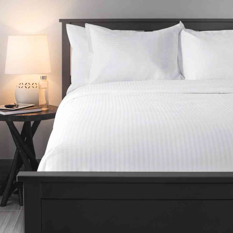 Lenjerie pat Single  Satin 100% bumbac, dungi Triana