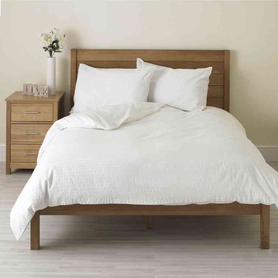 Pilota matlasata Primavara-Vara Creponat 100%bumbac alb 150X210CM